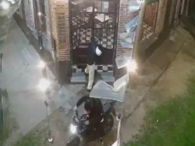 As� intentaban ingresar al bodeg�n Do�a Auria de Tolosa los motochorros que debieron huir tras ver su robo frustrado.