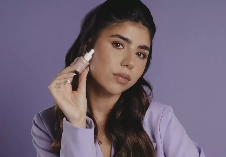 Cami Mayan tiene su propia línea de maquillaje
