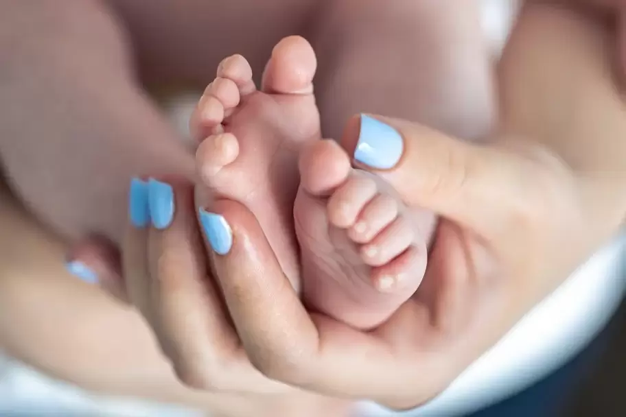 Tener hijos se posterga cada vez más en Argentina