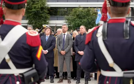 El protagonismo de las fotos de presidencia se concentr� en Mart�n Menem y Santilli