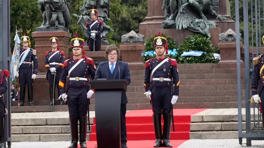 Milei en el homenaje a San Mart�n