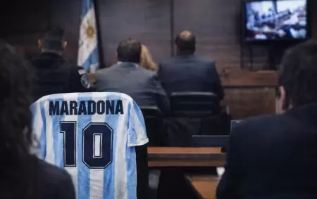 �Peligra el juicio por la muerte de Maradona?