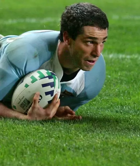 Federico Mart�n Aramburu con la camiseta de Los Pumas.