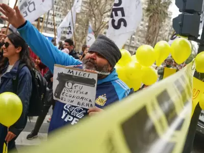 Marcha de los Endeudados: la CGT, las CTA y la UTEP se movilizan al Ministerio de Econom�a