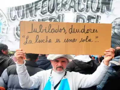 Jubilados endeudados