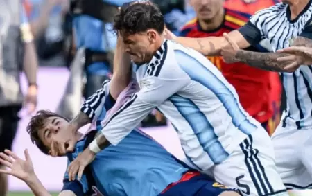 Paredes fue sancionado por "agresi�n"