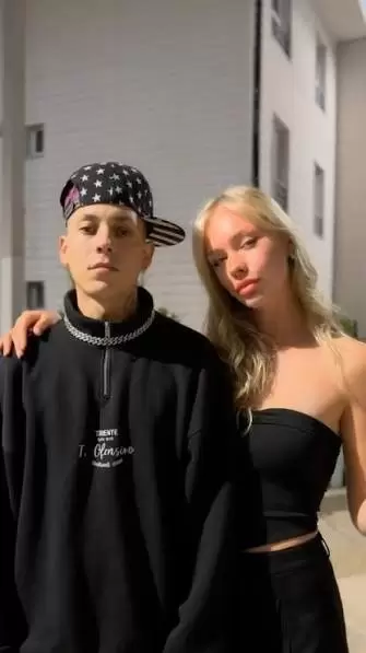 Dasty escribi� la canci�n de Ekaterina y edit� el video con IA para lanzarlo en redes