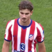 ¿Qué pasa con Julián? El futuro del delantero argentino, en medio de tensiones y chiflidos
