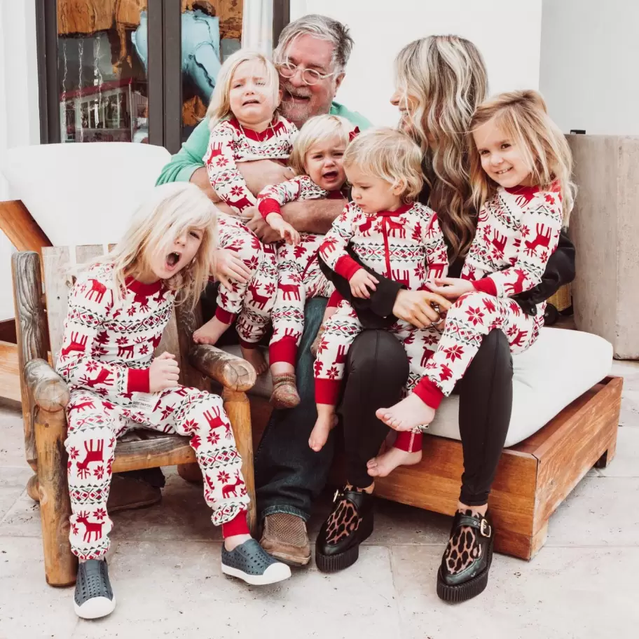 Matt Groening, Agustina Picasso y su familia
