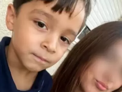 Izan y su mam�