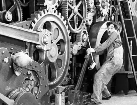 La pel�cula Tiempos Modernos relata c�mo los trabajadores son "esclavos" de sus tareas