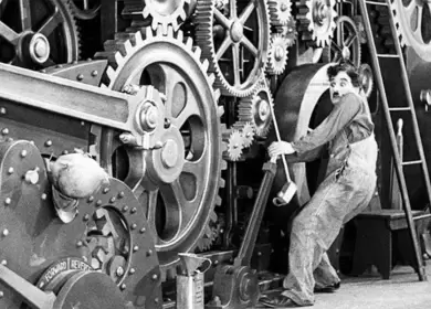 La pel�cula Tiempos Modernos relata c�mo los trabajadores son "esclavos" de sus tareas