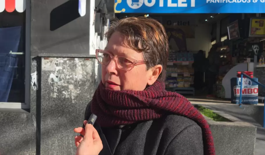 "Trabajo 24 horas y no me alcanza", contó a BigBang una cuidadora
