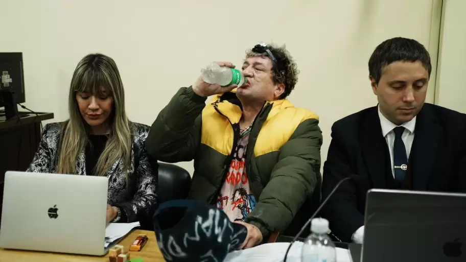 El presidente del tribunal dej� en claro que no tolerar�a nuevas interrupciones durante el desarrollo del juicio