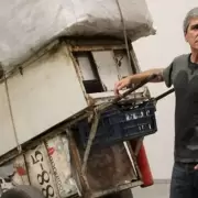 La era de los deslomados: Toto Caputo se comparó con Adorni y le pidió paciencia a la gente