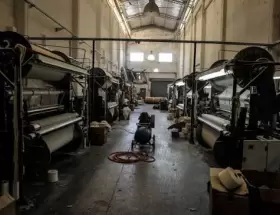 El sector textil avanza con despidos, cierres, desmantelamientos y reconversaciones al a importaci�n.