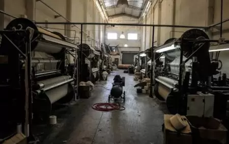El sector textil avanza con despidos, cierres, desmantelamientos y reconversaciones al a importaci�n.