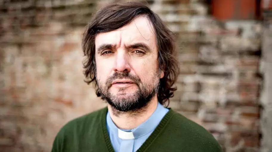 Padre Pepe Di Paola es quien lleva adelante la Federación Familia Grande Hogar de Cristo