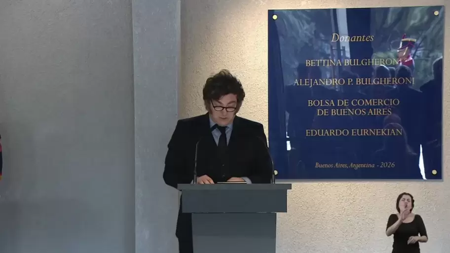 Milei brind� un discurso en el Museo del Regimiento de Granaderos a Caballo "General San Mart�n"