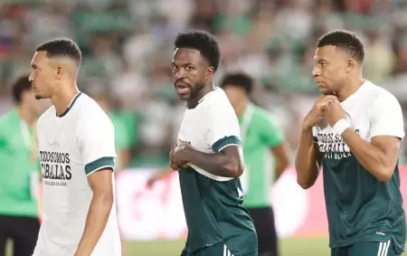Vinicius J�nior y Kylian Mbapp�