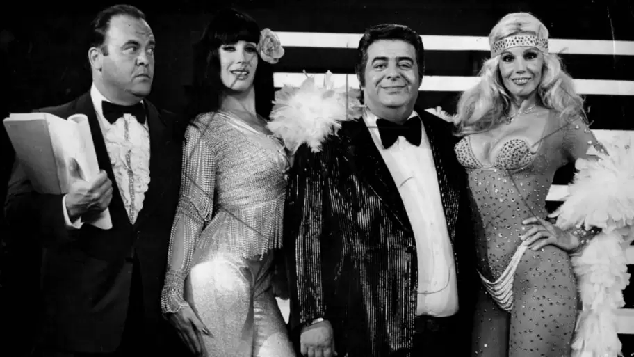 Moria y Susana junto a Porcel