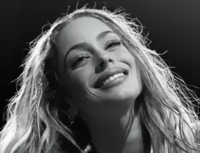 Tini Stoessel