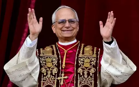 El papa Le�n XIV ya se encuentra en su habitaci�n, tras la extracci�n del n�dulo.