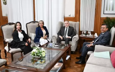 Gladys, la Bomba tucumana se reuni� con el gobernador tucumano Osvaldo Jaldo