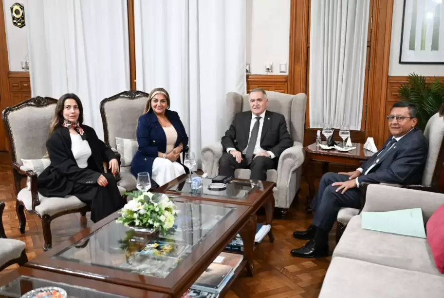 Gladys, la Bomba tucumana se reunió con el gobernador tucumano Osvaldo Jaldo
