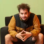 Homero Pettinatto y una situación insólita: lo amenazó de muerte un fan de La Reini