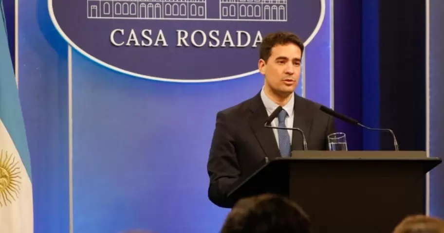 Tras los recortes en discapacidad, Ravier sali� a defender al Gobierno