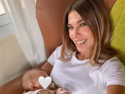 Catherine Fulop junto a su nieta Gia Dybala.