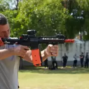 Diego Kravetz abre una academia de defensa personal en Lanús para mojarle la oreja a La Cámpora