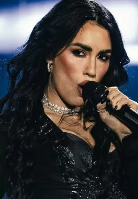 Lali en River