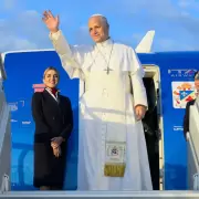 Feriado 9 de noviembre: el Gobierno confirm� los d�as libres por la visita del papa Le�n XIV