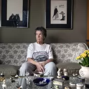 Quién es Maricarmen, la jubilada desalojada a los 87 años que hizo temblar a Pedro Sánchez