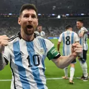 Lionel Messi ya está en Rosario: llegó con su familia y se prepara para su despedida de la Selección