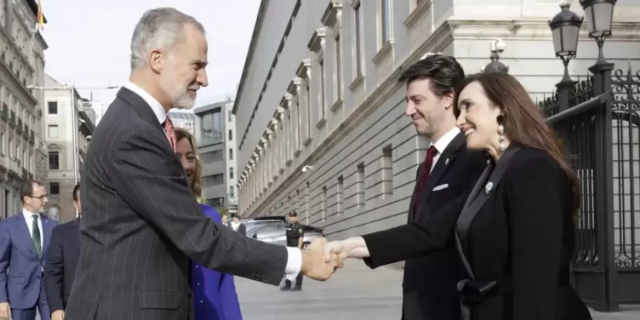 La visita de Villarruel al rey Felipe VI
