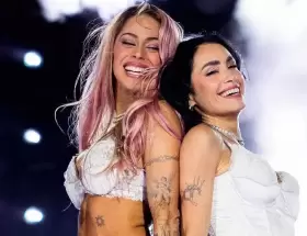 Lali Esp�sito y Tini antes de que entre Marilina Bertoldi
