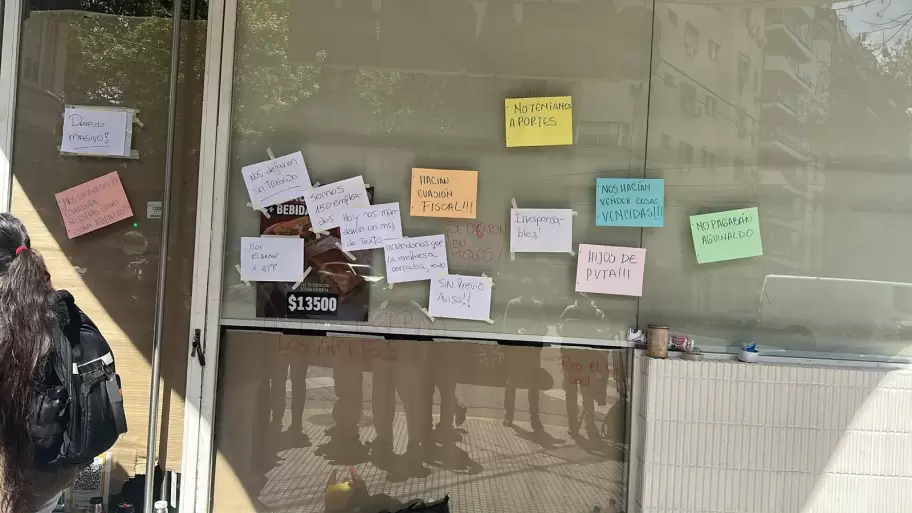 150 trabajadores quedaron en la calle despu�s del cierre de la cadena de panader�as Pandan�s