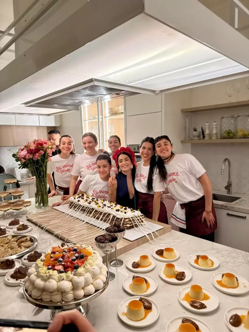 Lali Espósito en su despedida de soltera