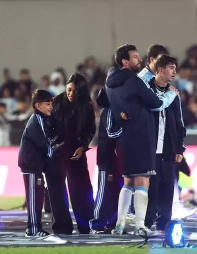 La familia Messi en el último partido de Lio con la camiseta de la Selección Argentina