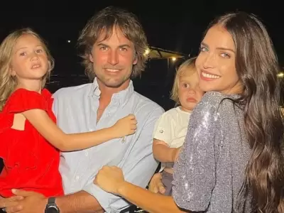 Zaira Nara y Jakob Von Plessen con sus hijos