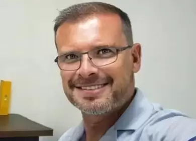 Ginec�logo Gustavo Osmar Kumiega