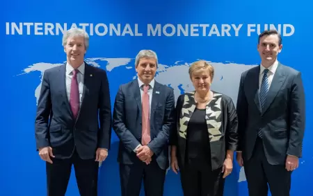 Santiago Bausili, Luis "Toto" Caputo, Kristalina Georgieva y Dan Katz.