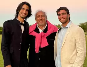 Franco, Gustavo y Valent�n Yankelevich.