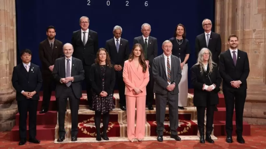 Los premiados junto a la Princesa Leonor
