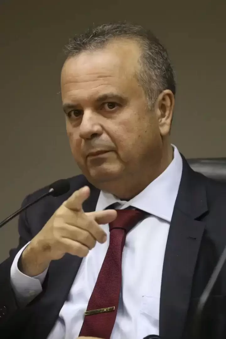 Rog�rio Marinho