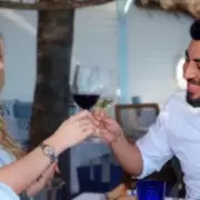 La cena rom�ntica de Facundo Moyano y Candela Arizaga tras el levantamiento de la perimetral: "Fue una burla"