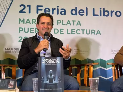 Gribaudo present� "Democracia Algor�tmica" en la Feria del Libro